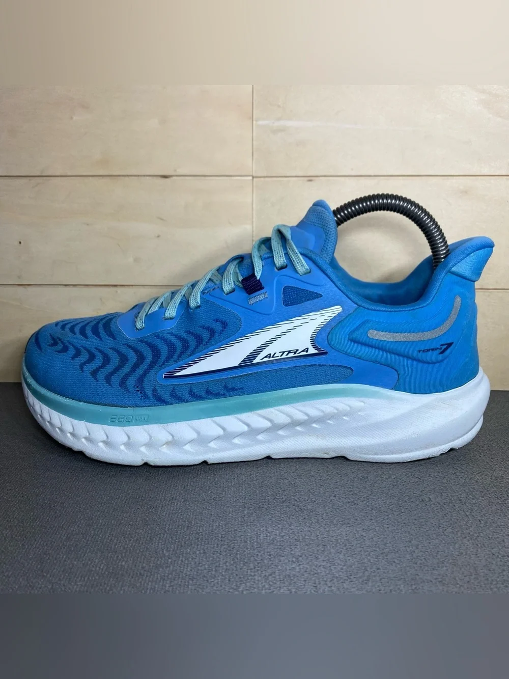 Altra Torin 7 Blue White Women's Size 8 Running Shoes Sneakers EgoMax